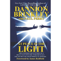 At Peace in the Light: The further adventures of a reluctant psychic who reveals the secret of your spiritual powers - Paperback