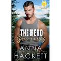 The Hero She Loves - Paperback