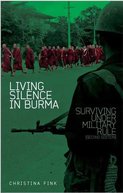 Living Silence in Burma - Paperback