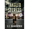Tangled Secrets: A Suspense Thriller (Large Print) - Paperback