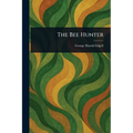 The Bee Hunter - Paperback