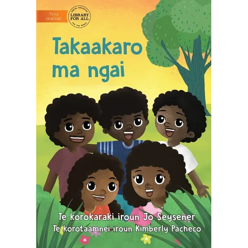 Play With Me - Takaakaro ma ngai (Te Kiribati) - Paperback