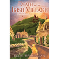 Death at an Irish Village: An Irish Castle Mystery - Paperback