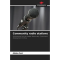 Community radio stations - Paperback