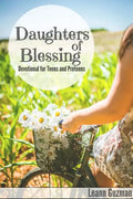 Daughters of Blessing: Devotional for Teens and Preteens - Paperback