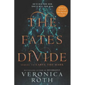 The Fates Divide - Paperback