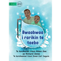 Papa at the Tap - Bwaabwaa i rarikin te taebo (Te Kiribati) - Paperback