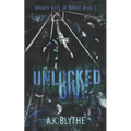 Unlocked Dive: An MM Age Gap Sports Romance - Paperback