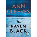 Raven Black: Book One of the Shetland Island Mysteries - Paperback